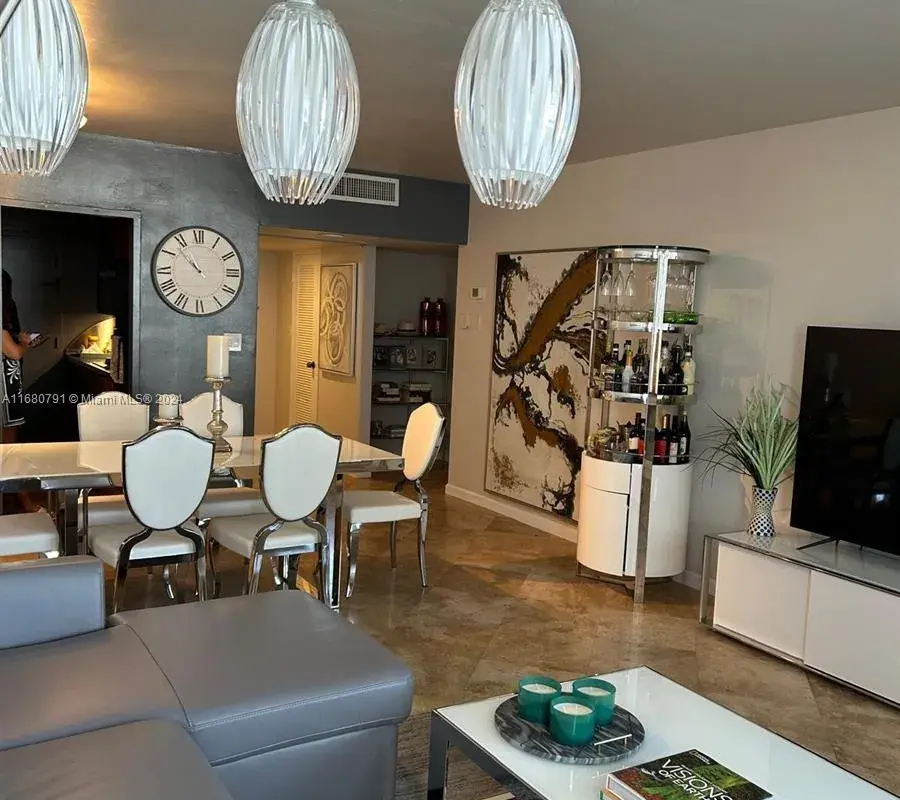100 Lincoln Rd # 608, Miami Beach FL 33139
