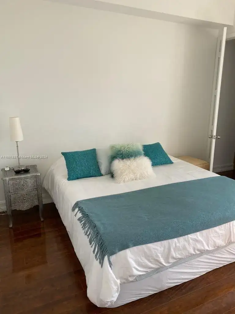 18101 Collins Ave # 1907, Sunny Isles Beach FL 33160 photo 5