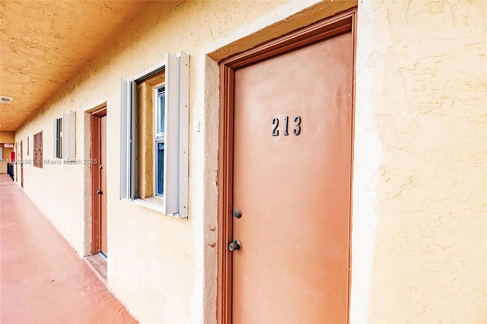 1900 W 54th St # 213, Hialeah FL 33012 photo 4