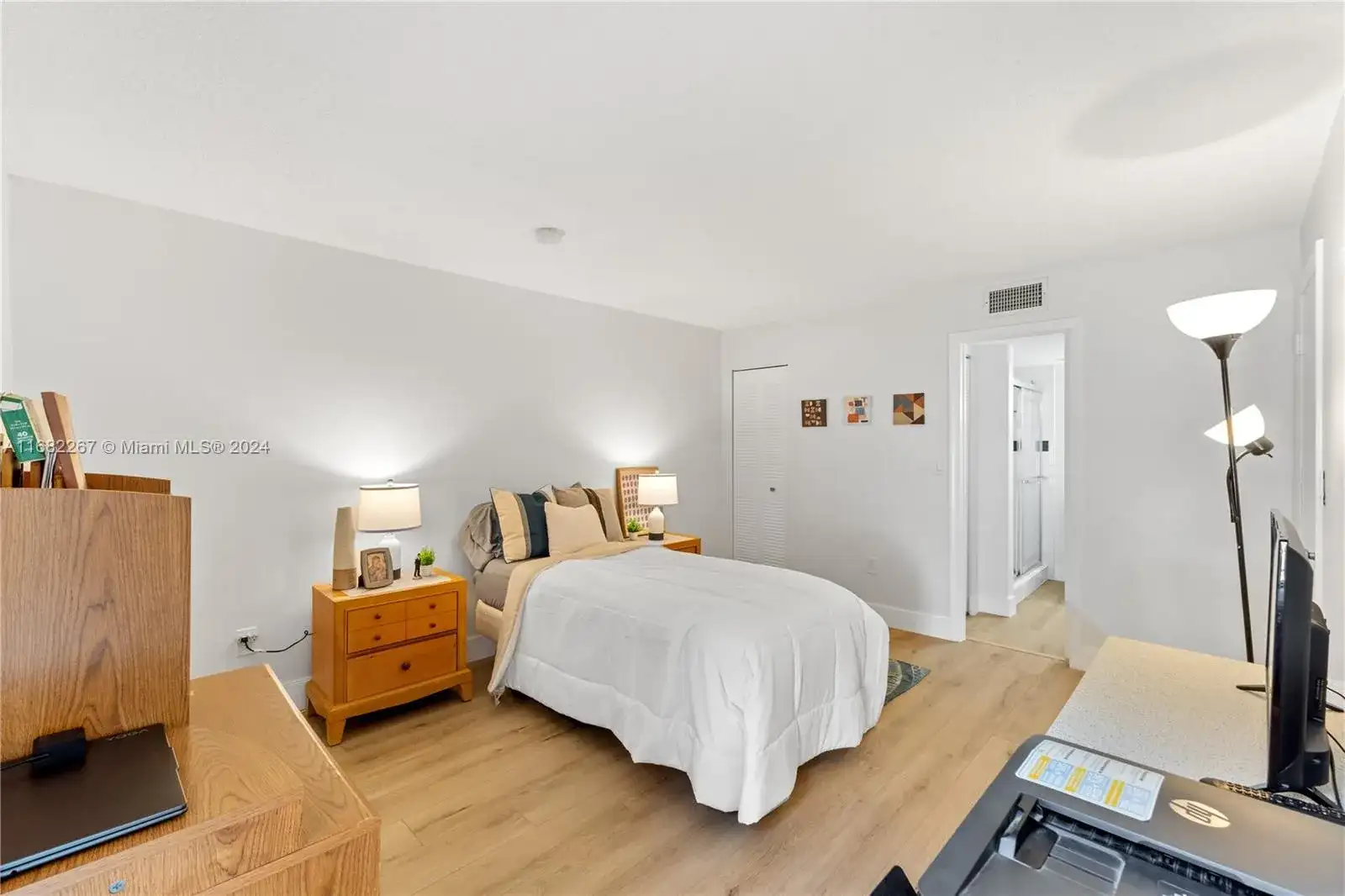 4803 NW 7th St # 14, Miami FL 33126 photo 4