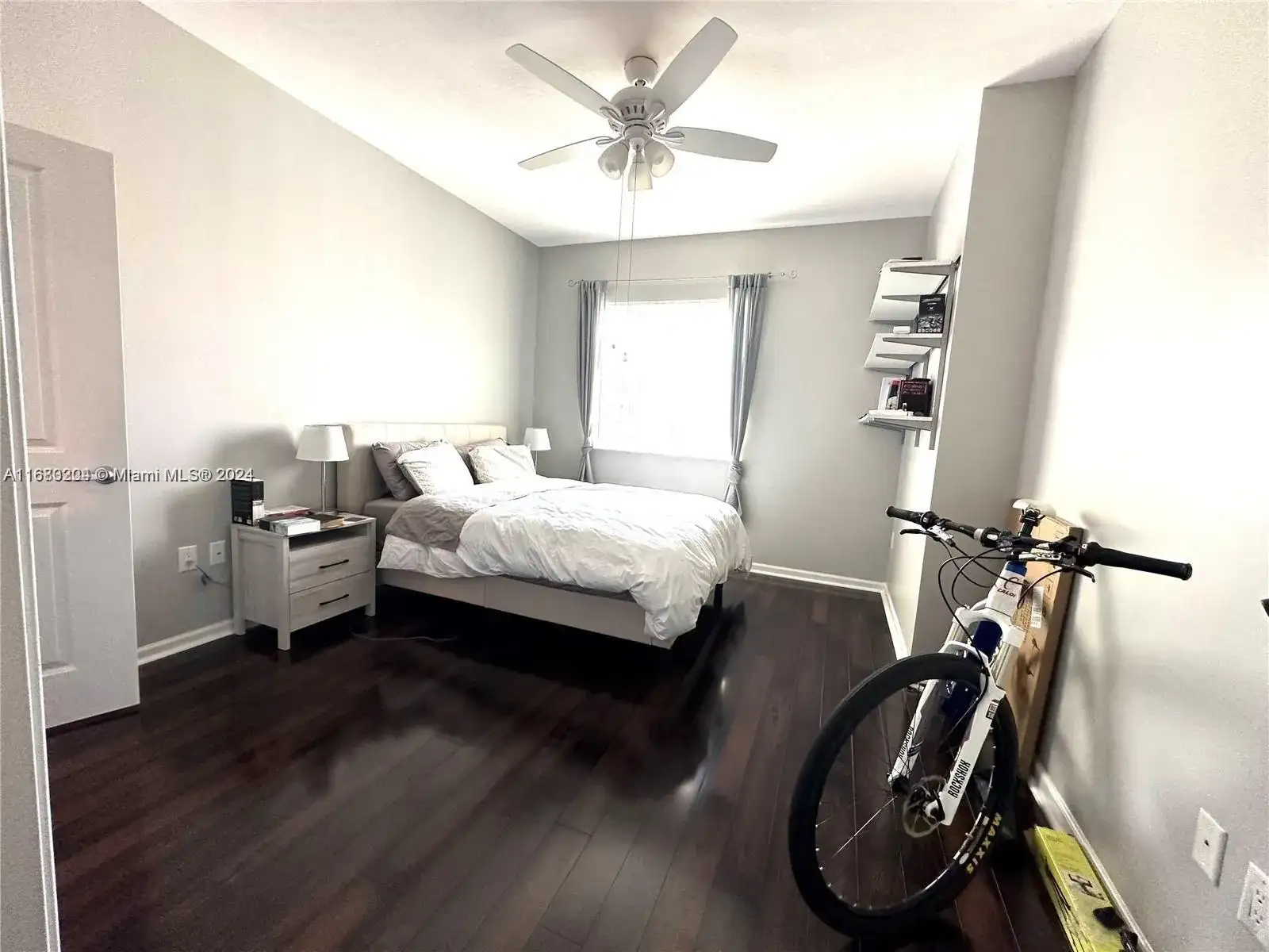 10 Aragon Ave # 1113, Coral Gables FL 33134 photo 3