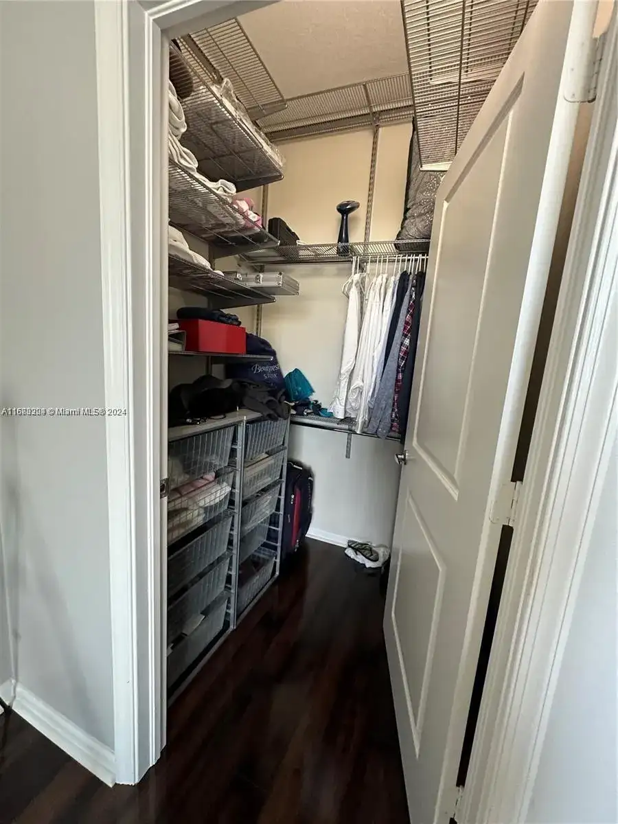 10 Aragon Ave # 1113, Coral Gables FL 33134 photo 4
