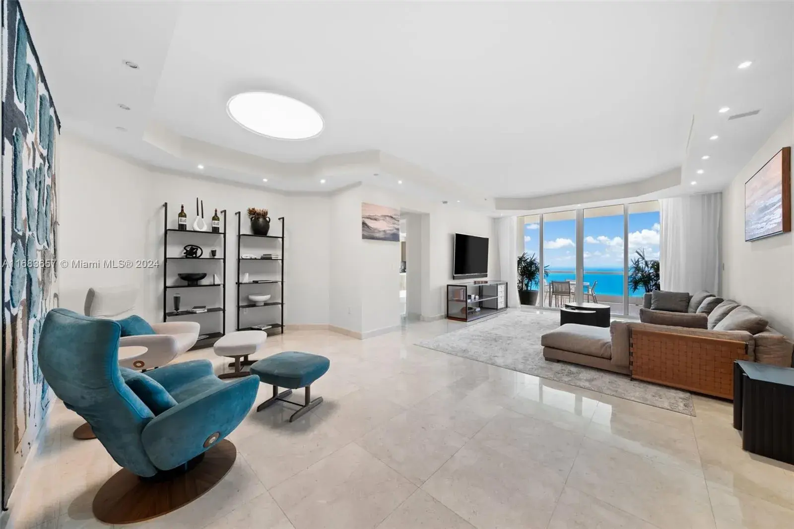16047 Collins Ave, Sunny Isles Beach FL 33160