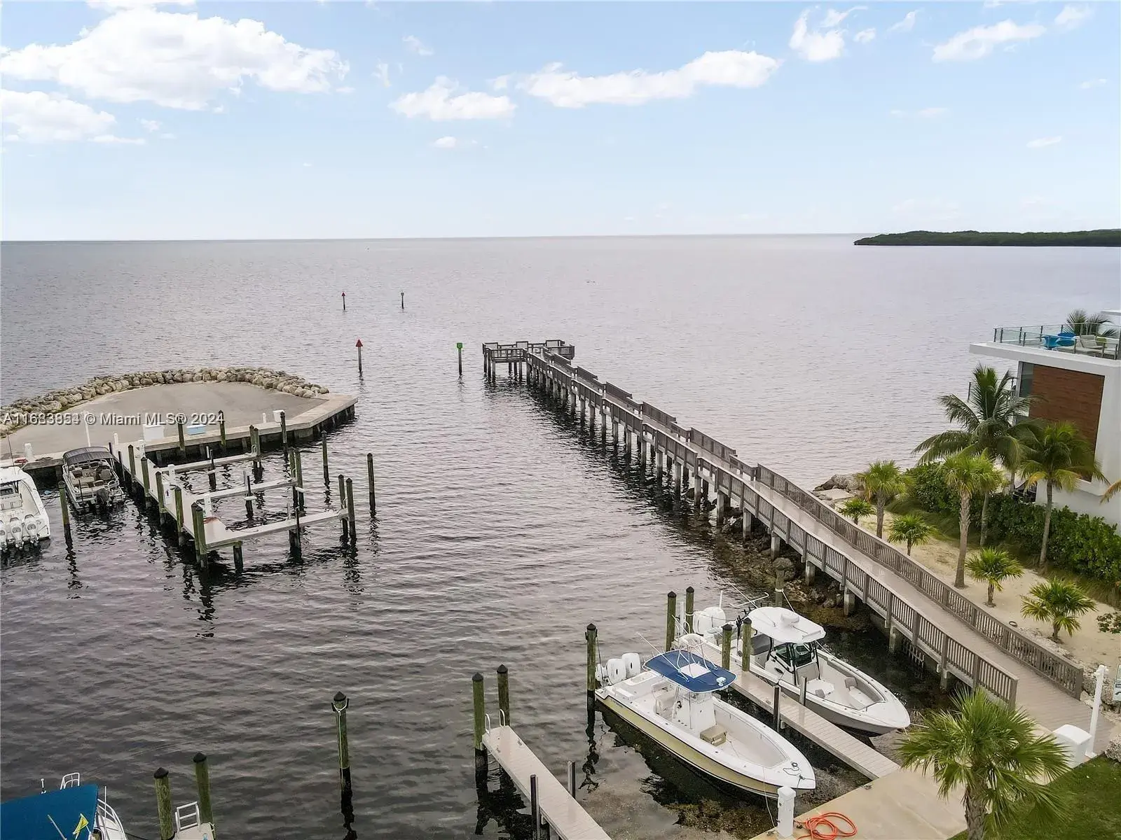94825 Overseas Hwy # 51, Key Largo FL 33037 photo 2