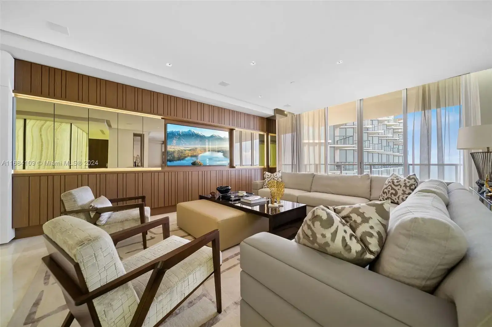 9701 Collins Ave, Bal Harbour FL 33154 photo 4