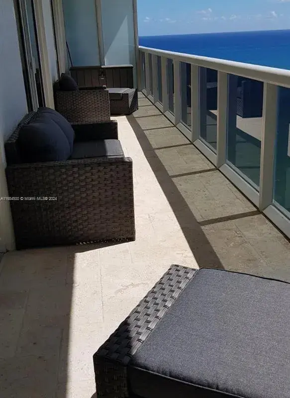 1830 S Ocean Dr # 2604, Hallandale Beach FL 33009