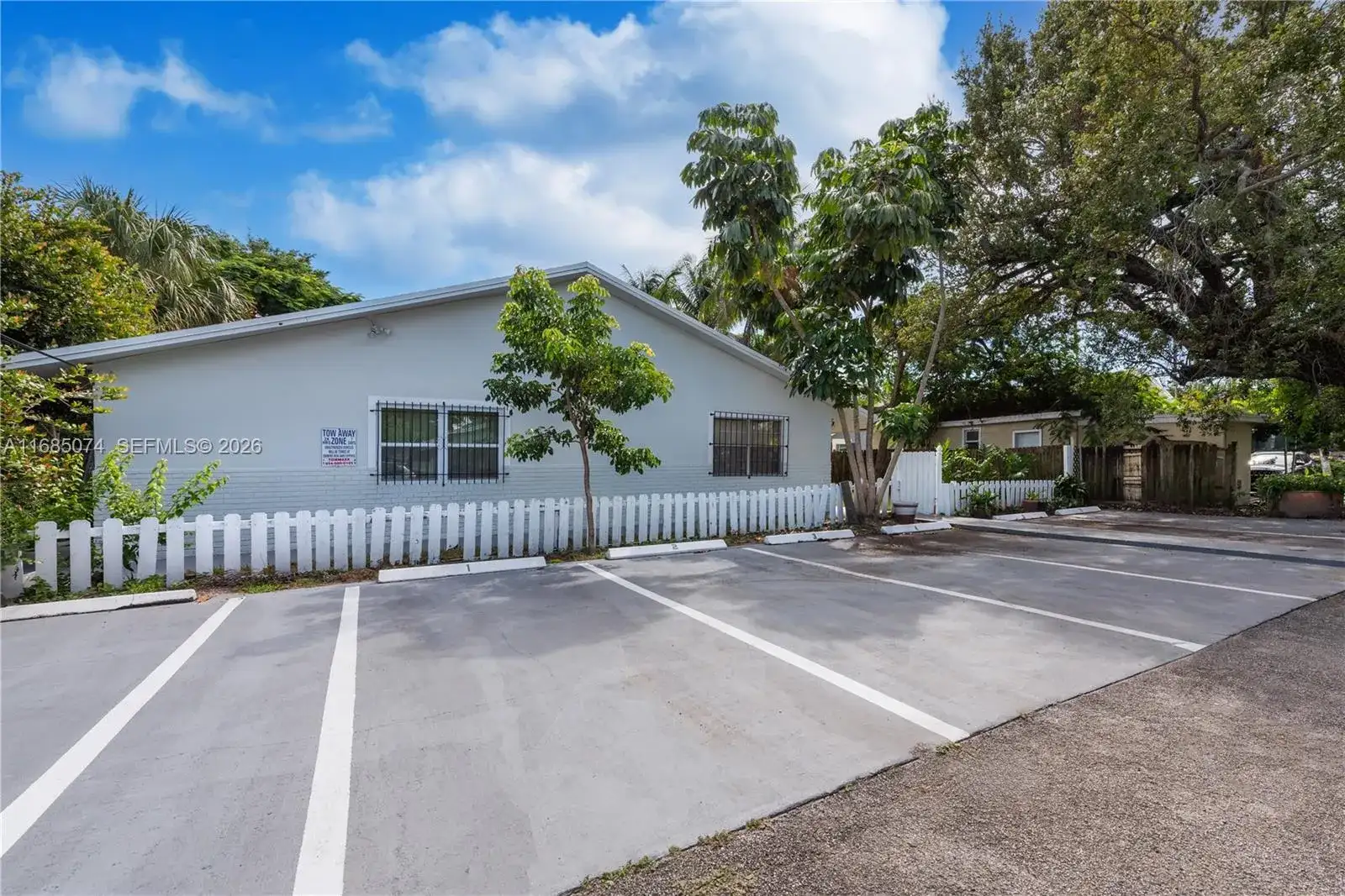 1106 NE 5th ave, Fort Lauderdale FL 33304 photo 2