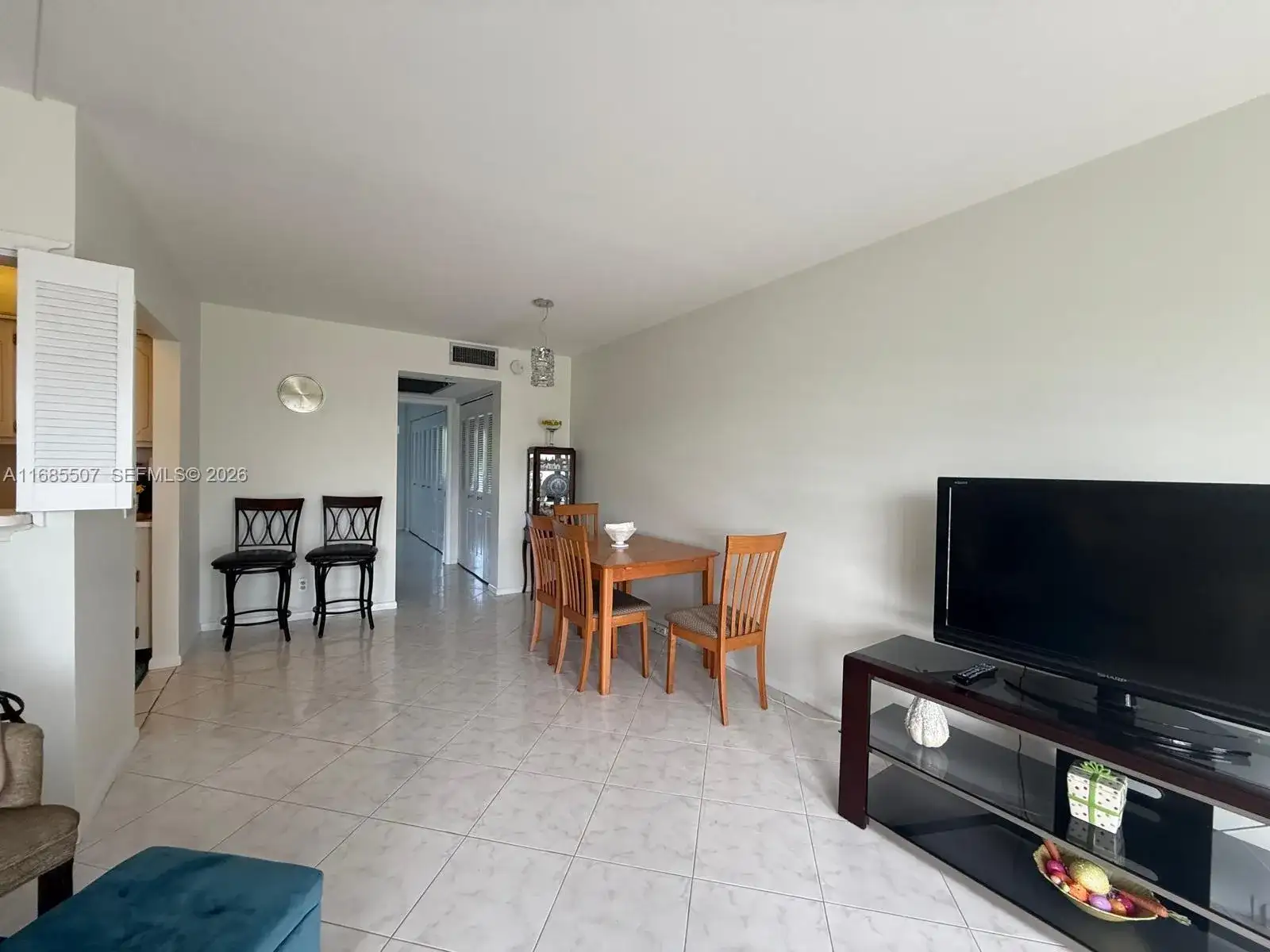 313 Southampton A # 313, West Palm Beach FL 33417 photo 5