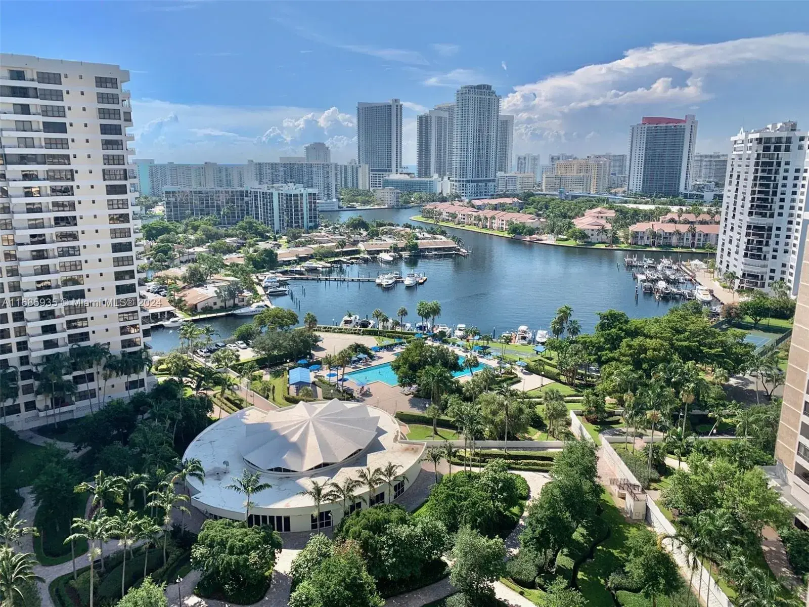 600 Three Islands Blvd # 1817, Hallandale Beach FL 33009