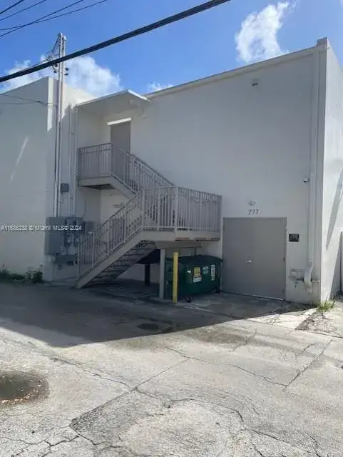 777 NE 125th St, North Miami FL 33161 photo 5