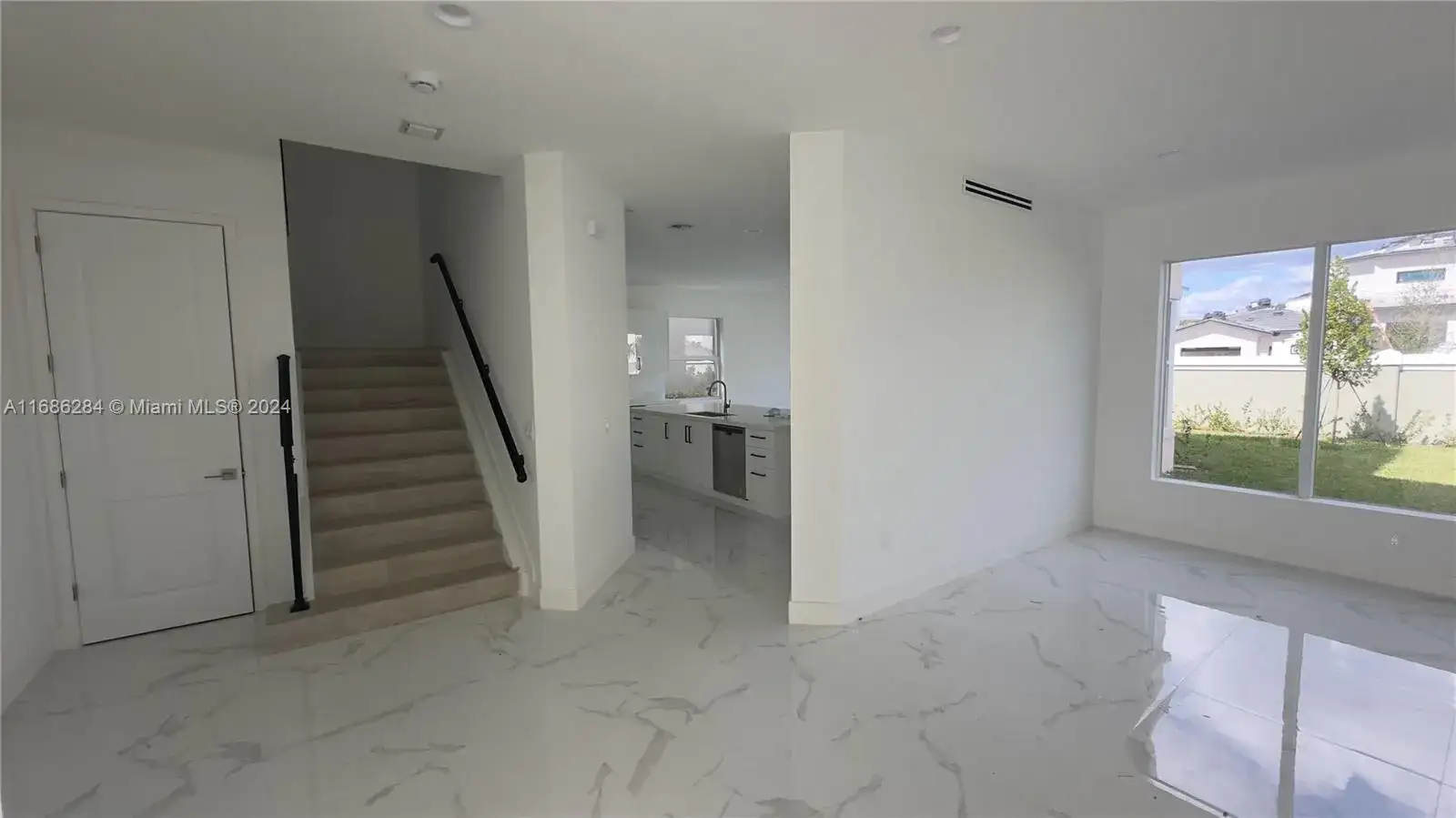3523 Forest View Cir, Dania Beach FL 33312 photo 2