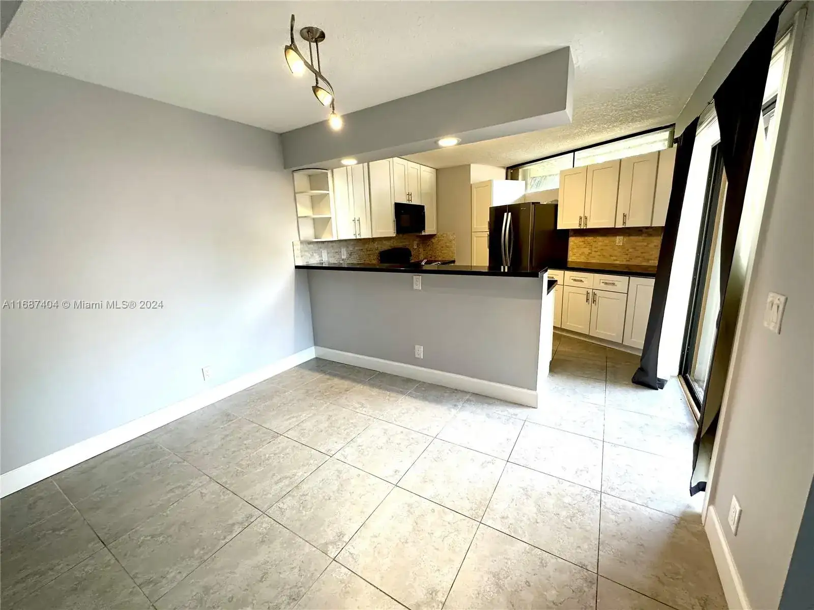 22970 Oxford Pl # A, Boca Raton FL 33433 photo 3