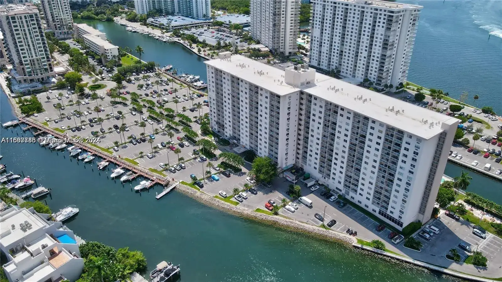 400 Kings Point Dr # 911, Sunny Isles Beach FL 33160