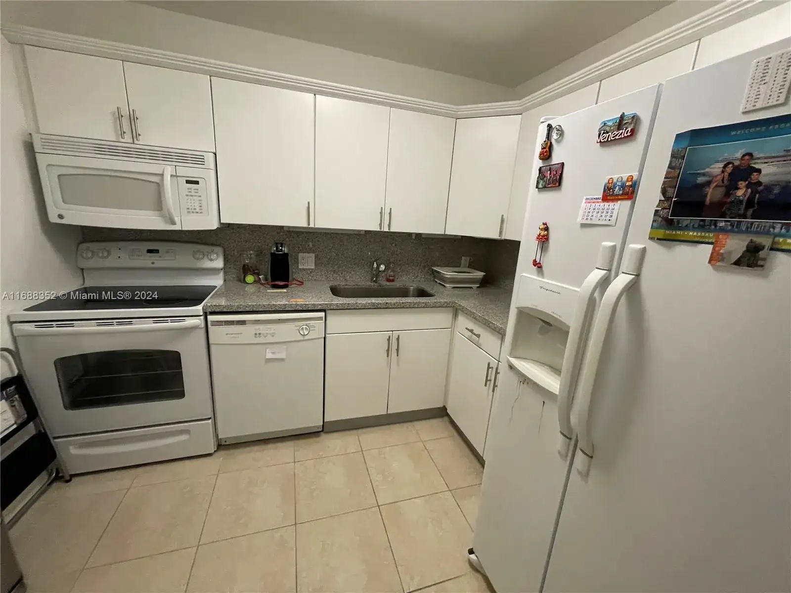 3625 N Country Club Dr # 1210, Aventura FL 33180 photo 5