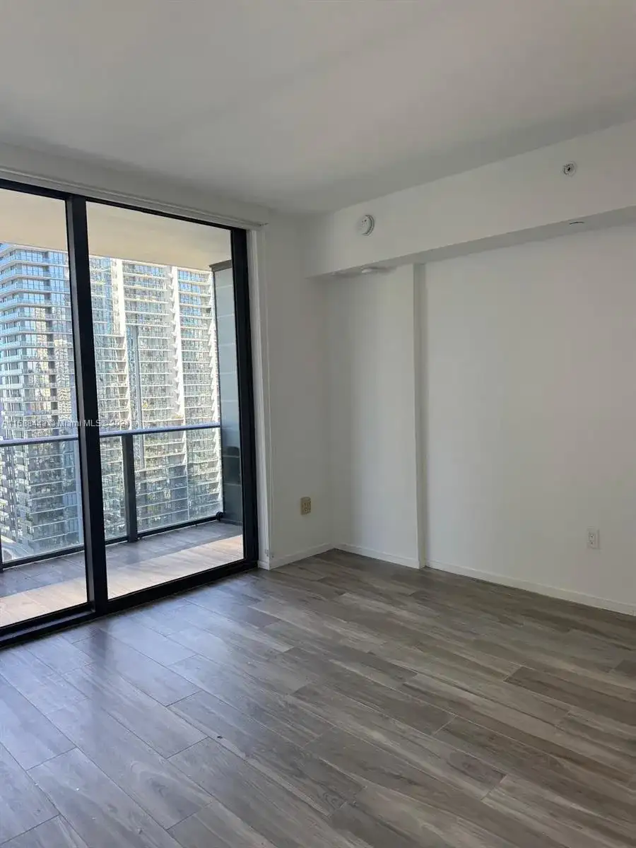 801 S Miami Ave # 2610, Miami FL 33130 photo 3