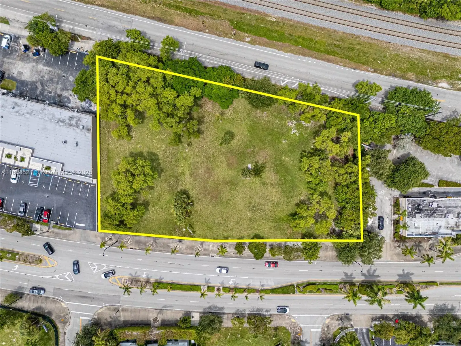 5220 Biscayne, Miami FL 33137 photo 4