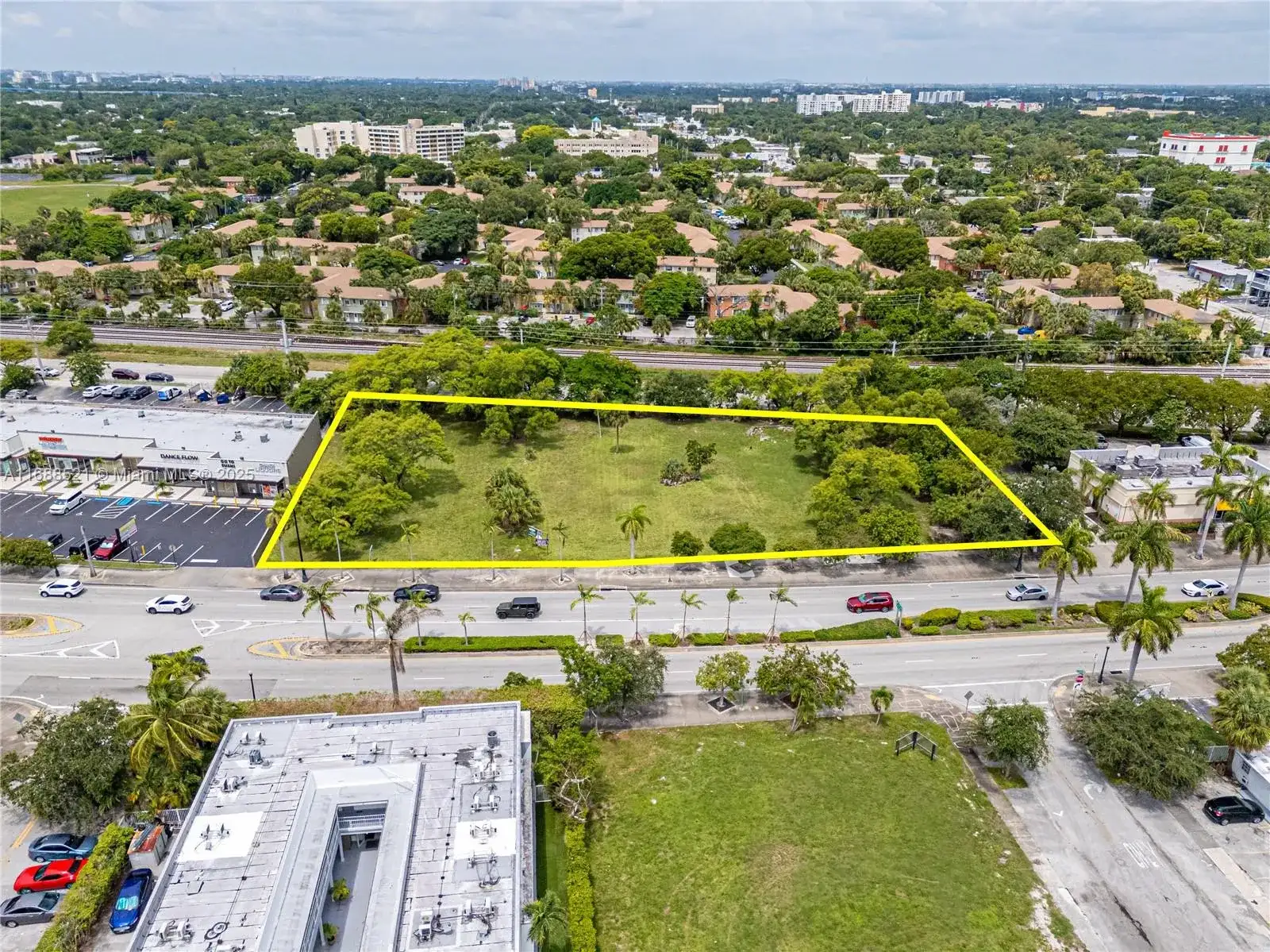 5220 Biscayne, Miami FL 33137 photo 5
