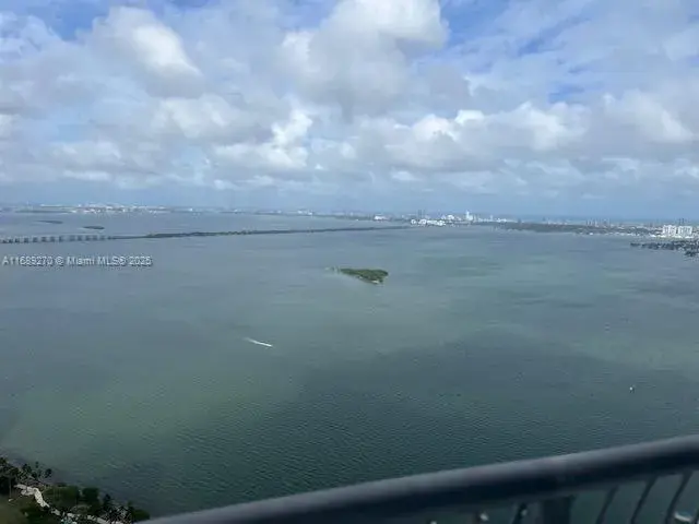 1750 N Bayshore Dr, Miami FL 33132