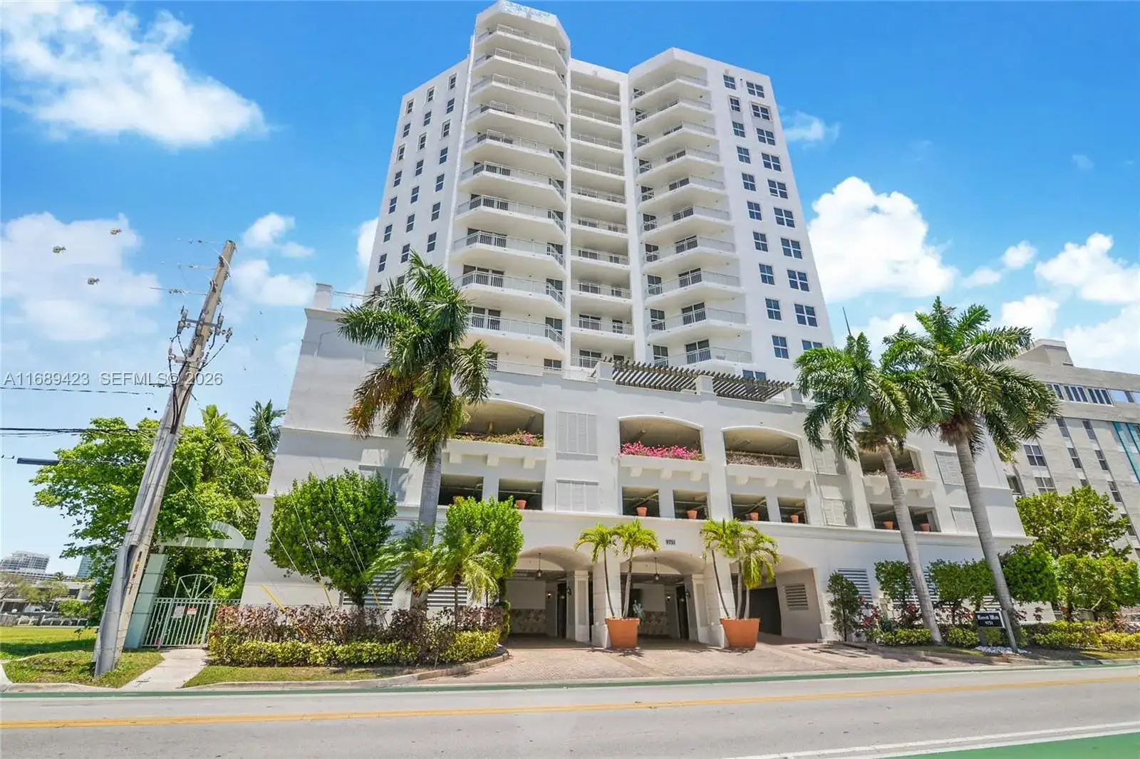 9751 E Bay Harbor Dr # 8D, Bay Harbor Islands FL 33154 photo 2