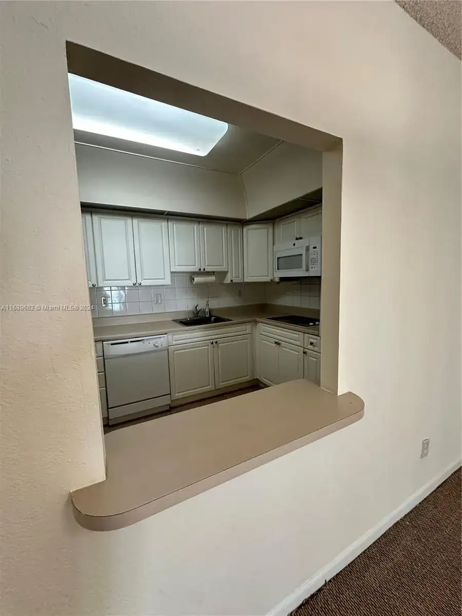 19380 Collins Ave # 614, Sunny Isles Beach FL 33160 photo 2