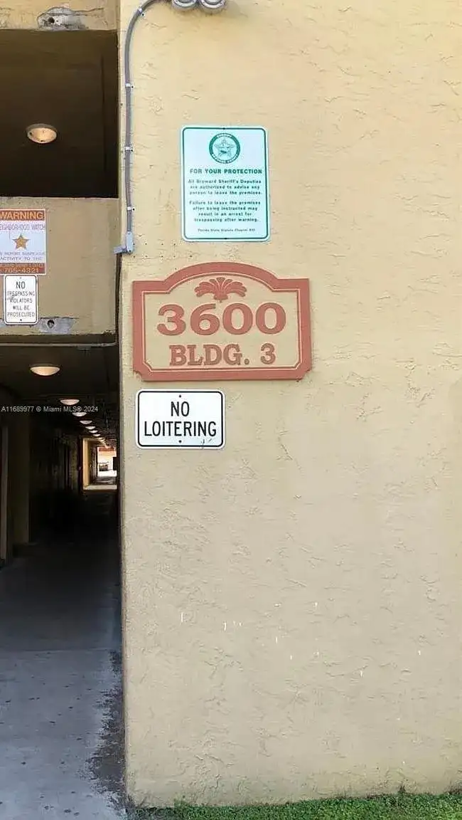 3600 NW 21st St # 305, Lauderdale Lakes FL 33311 photo 2
