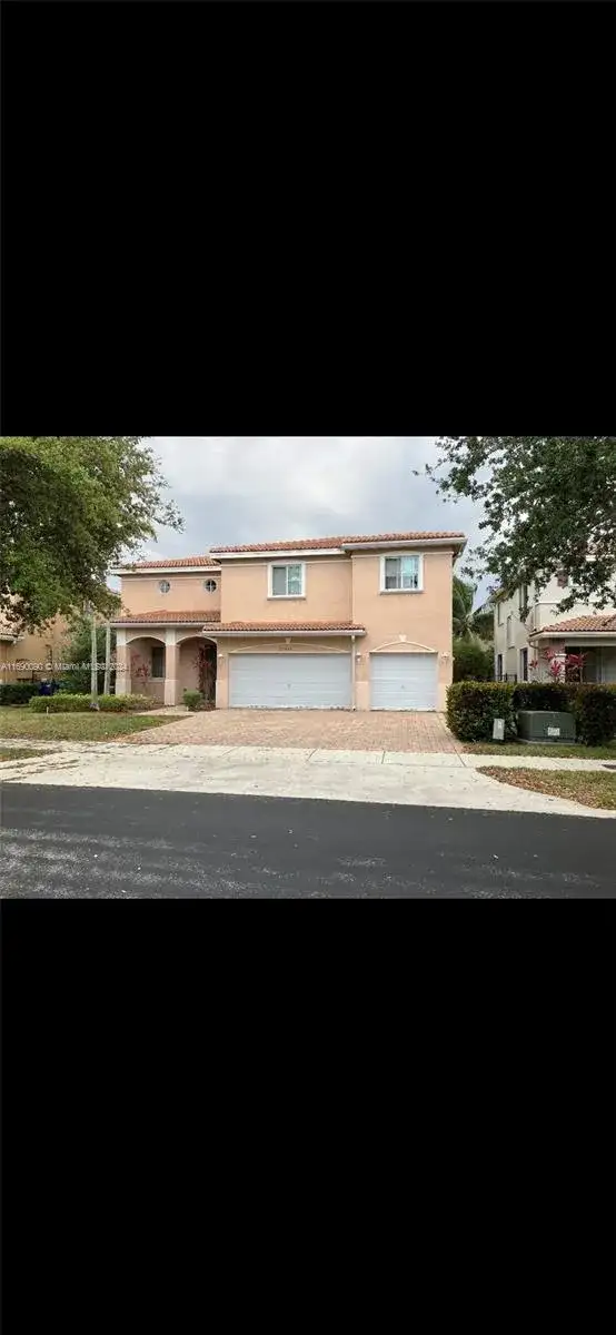20442 NW 10th Ave, Miami Gardens FL 33169 photo 4