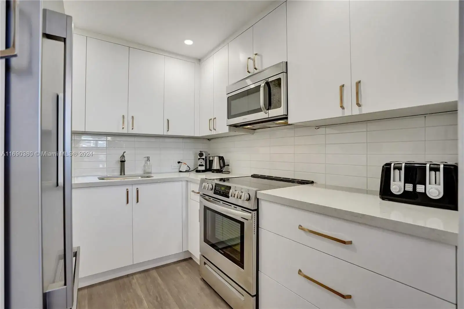 185 E Brighton E # 185, Boca Raton FL 33434 photo 2