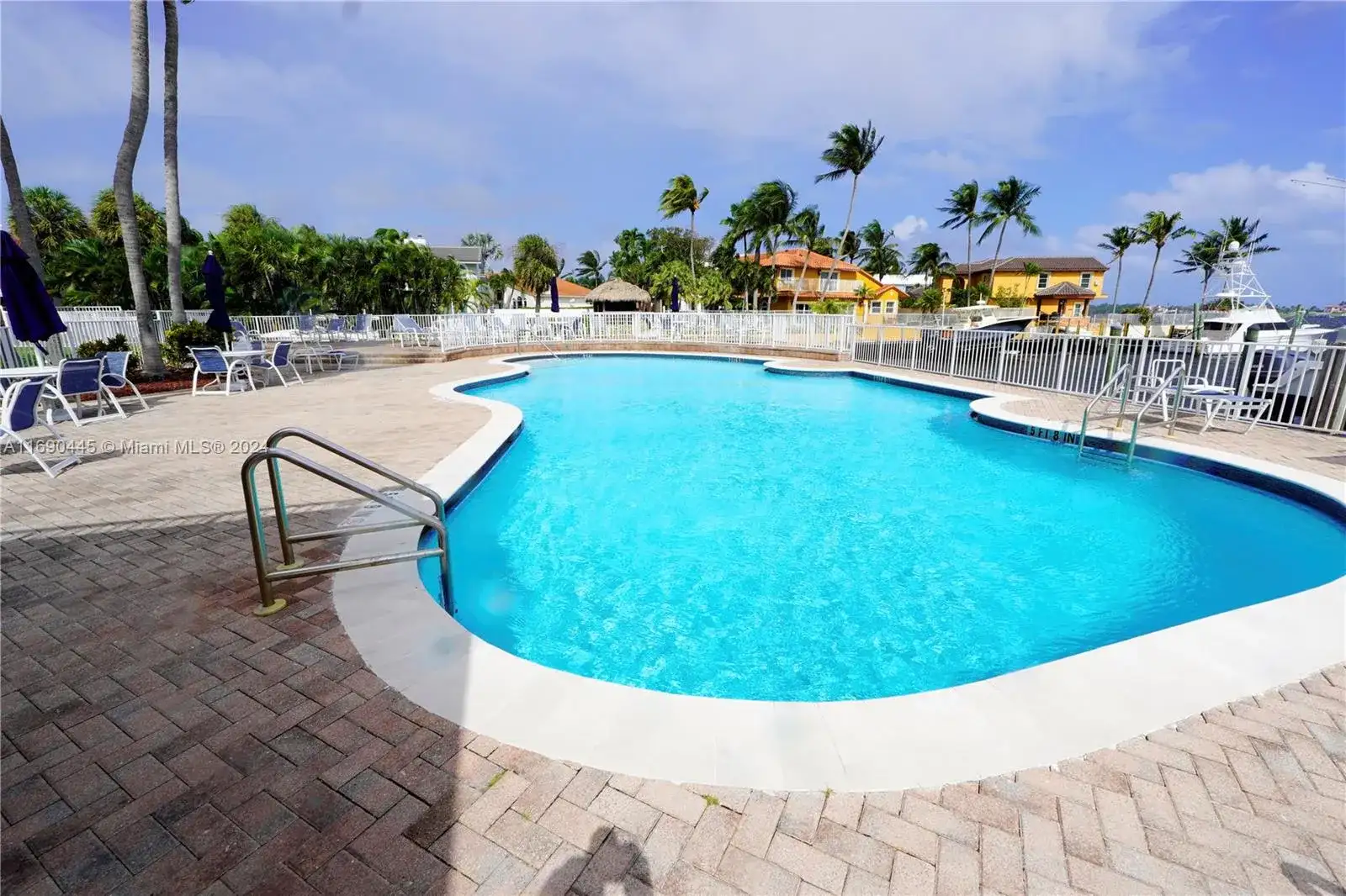 123 Harbors Way, Boynton Beach FL 33435 photo 5