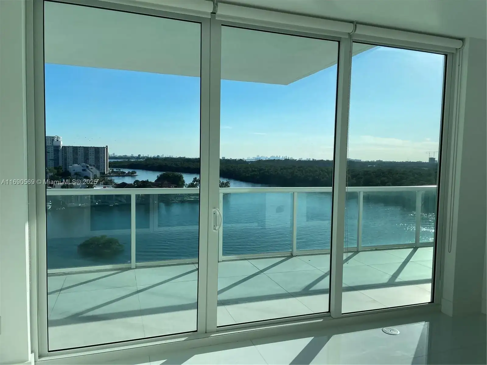 400 Sunny Isles Blvd # 1002, Sunny Isles Beach FL 33160 photo 5