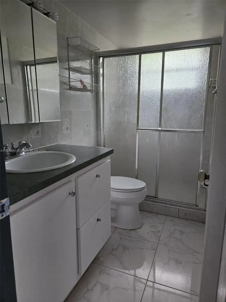 160 NE 203rd Ter # 18, Miami Gardens FL 33179 photo 5