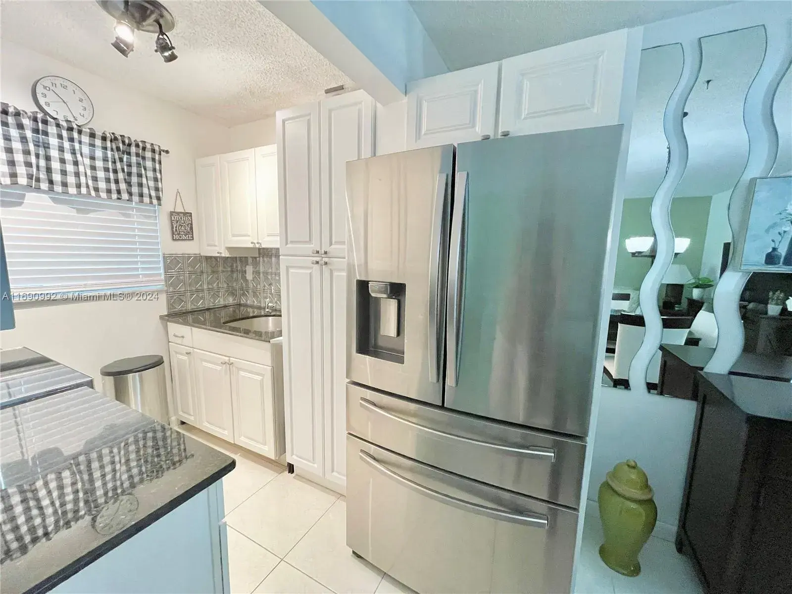 2145 Pierce St, Hollywood FL 33020