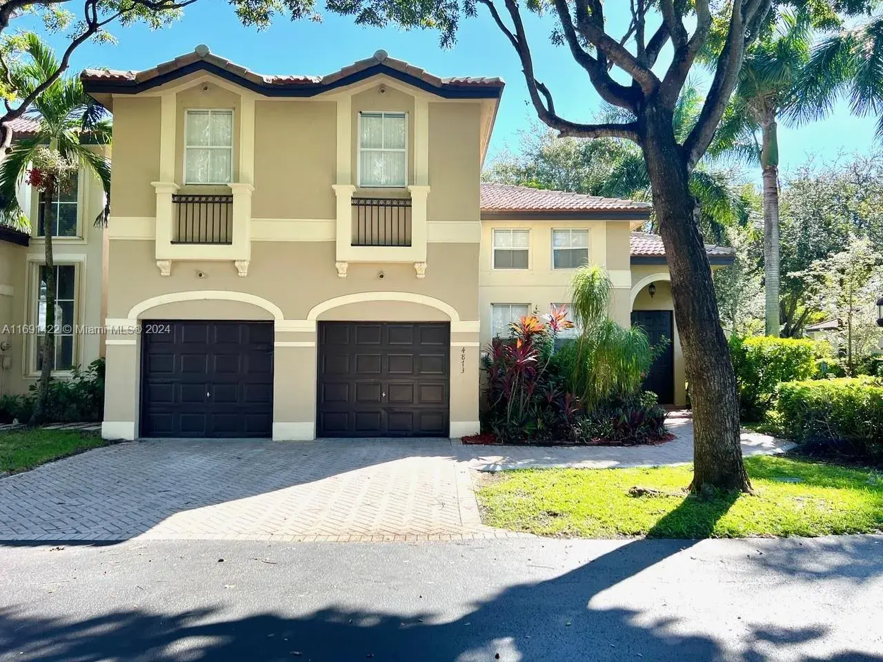 4873 NW 111th Ave, Doral FL 33178