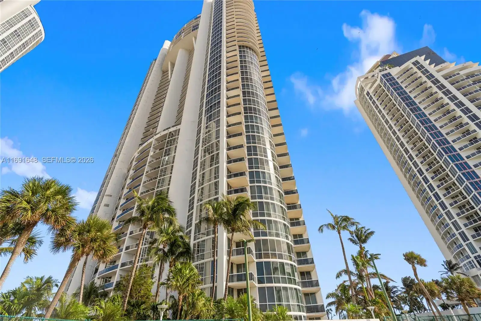 18101 Collins Ave # 1502, Sunny Isles Beach FL 33160 photo 2