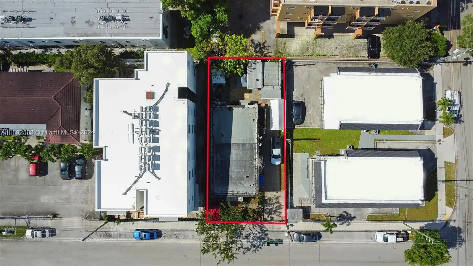 520 SW 11th Ave, Miami FL 33130 photo 2