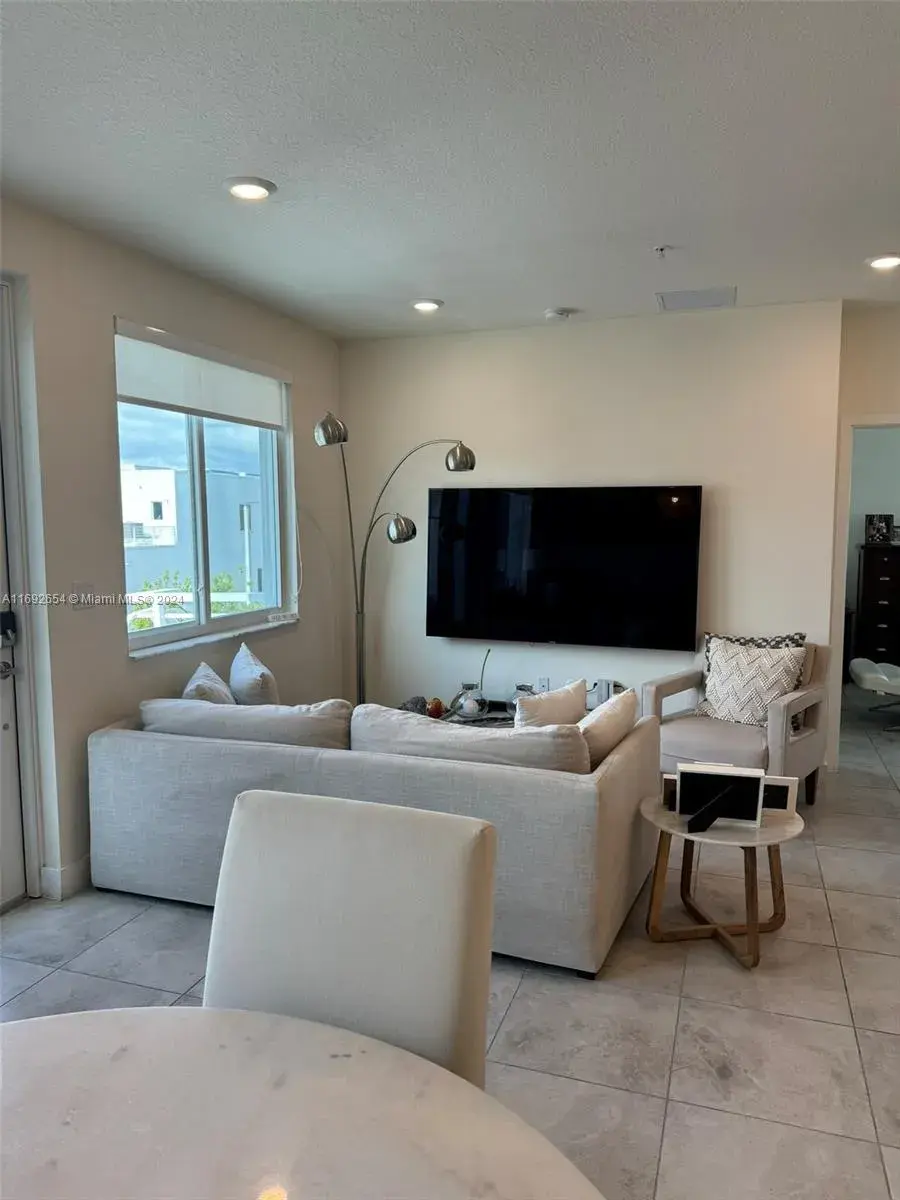 10295 NW 64th Ter # 301, Doral FL 33178