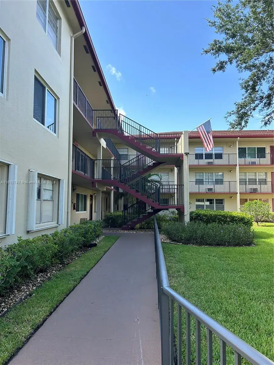 13300 SW 1st St # 105O, Pembroke Pines FL 33027 photo 3