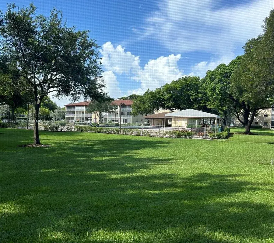 13300 SW 1st St # 105O, Pembroke Pines FL 33027