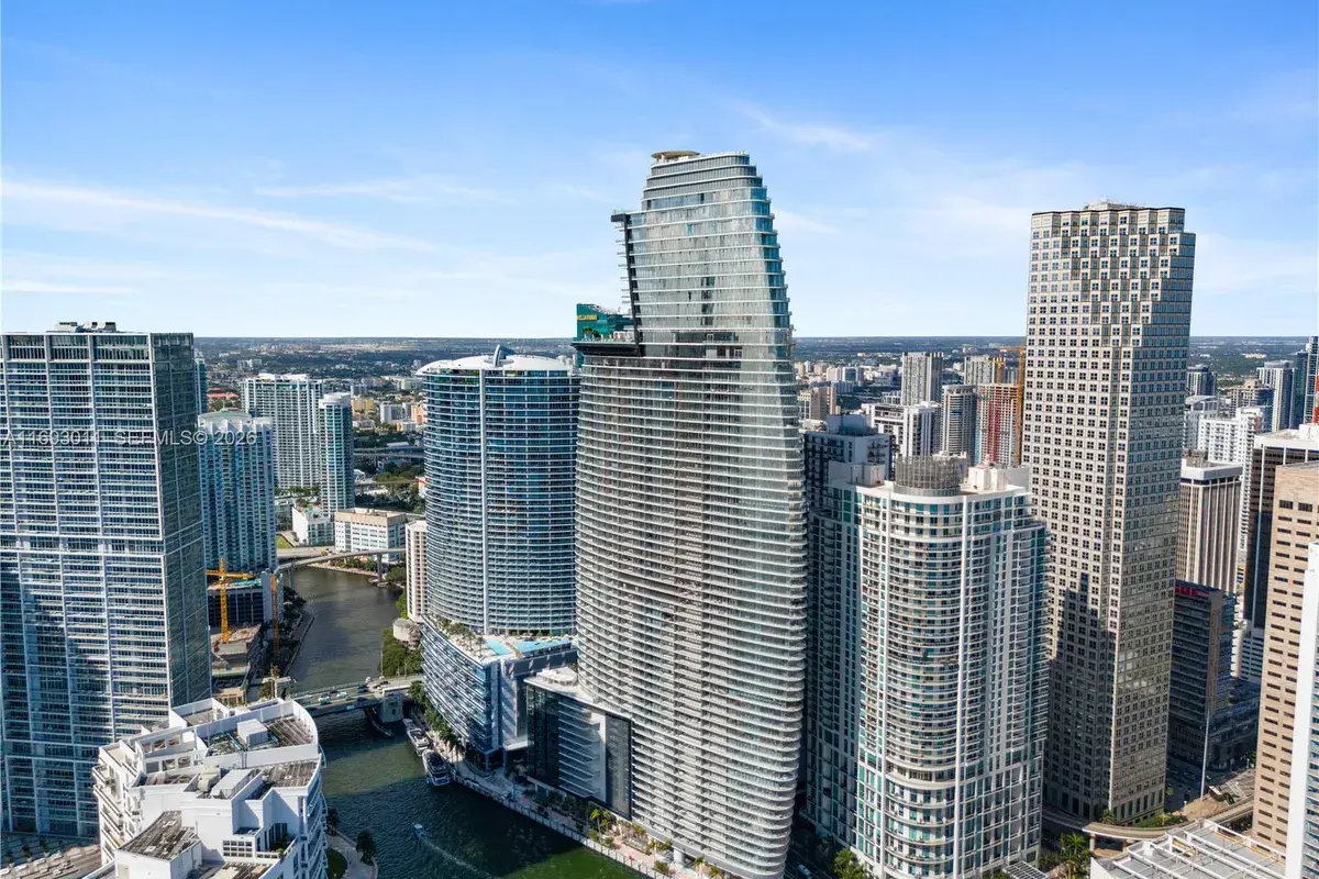 300 Biscayne Blvd Way # 2103, Miami FL 33131