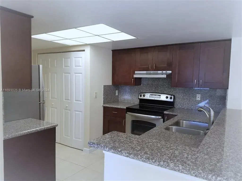 9122 W Atlantic Blvd # 724, Coral Springs FL 33071