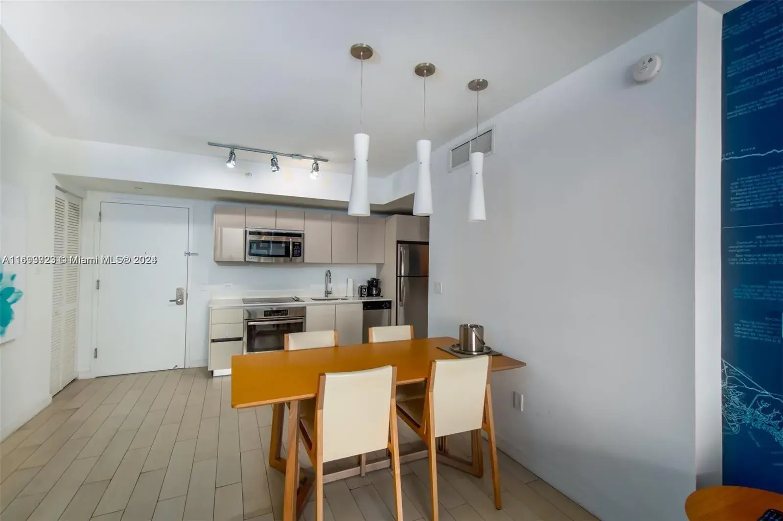 2602 E Hallandale Beach Blvd # R1606, Hallandale Beach FL 33009