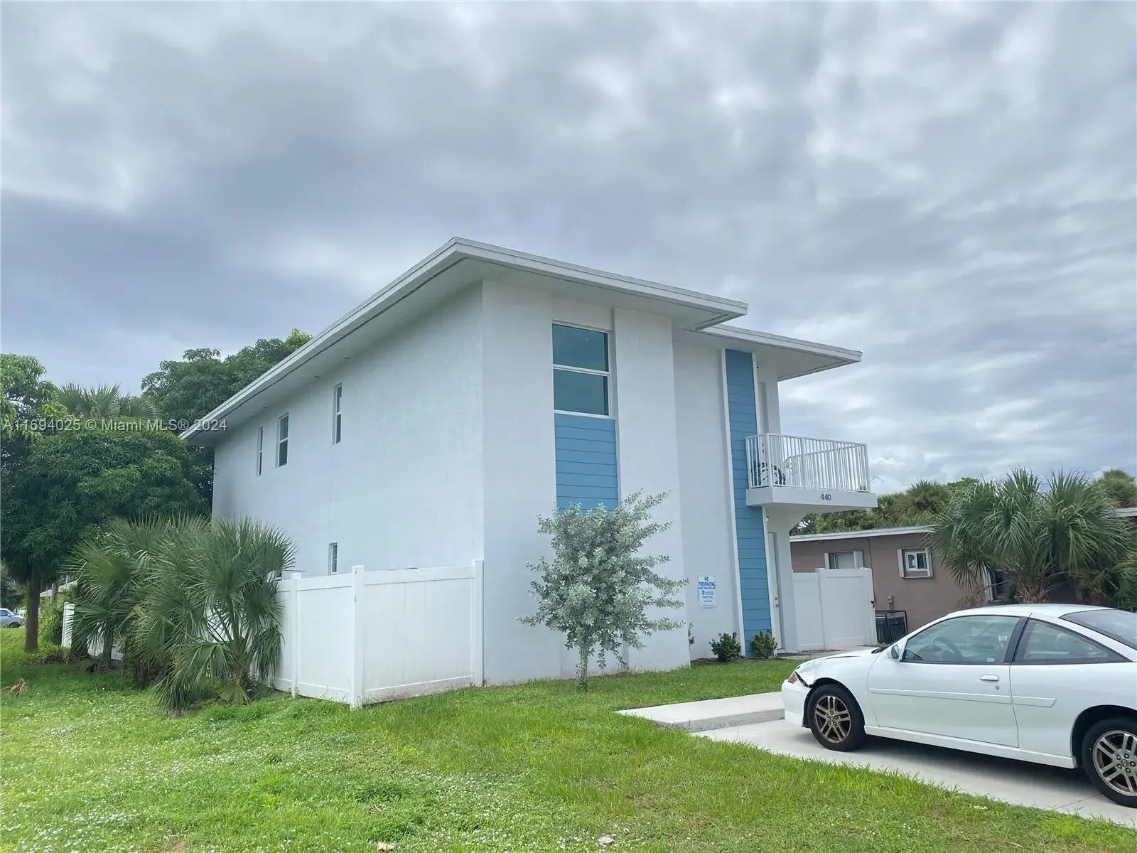 440 21st St, West Palm Beach FL 33407