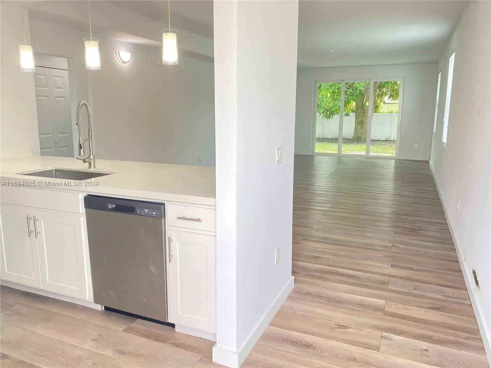 440 21st St, West Palm Beach FL 33407