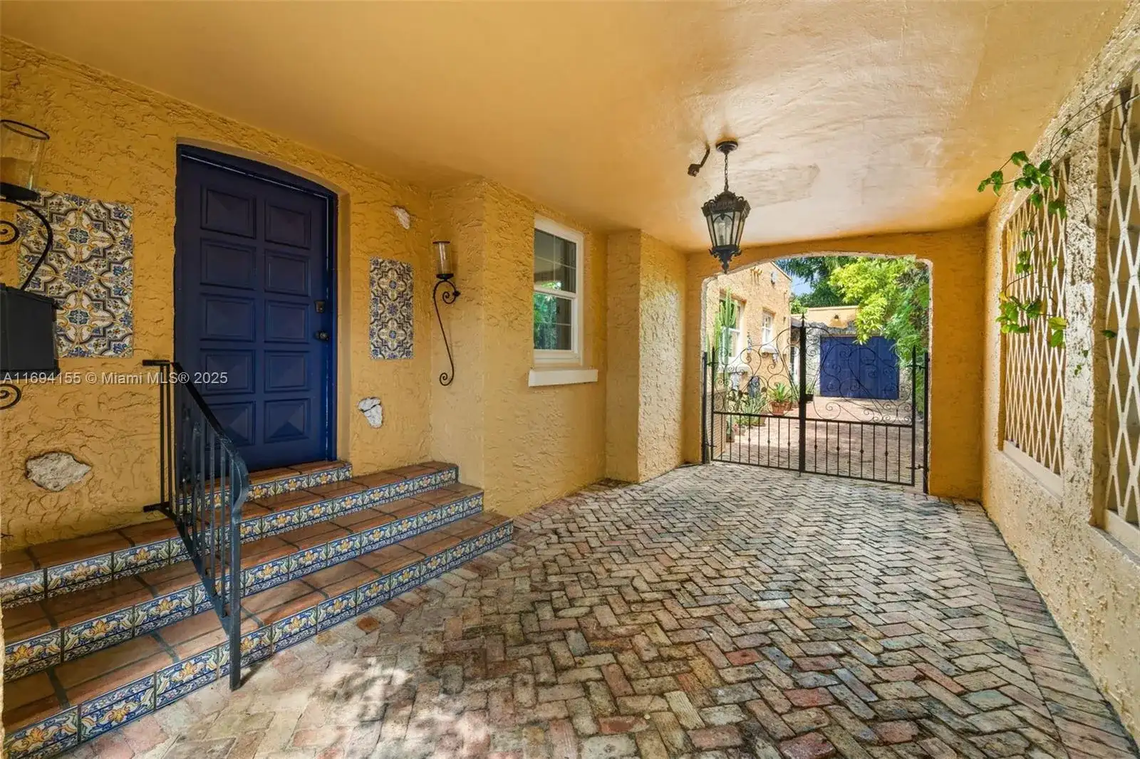 407 Navarre Ave, Coral Gables FL 33134 photo 2