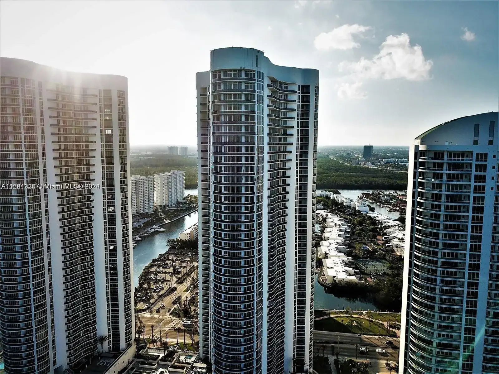 16001 Collins Ave # 3601, Sunny Isles Beach FL 33160 photo 3
