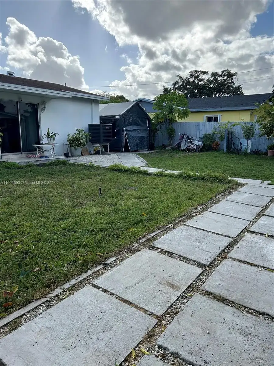 3303 NW 181st St, Miami Gardens FL 33056 photo 2