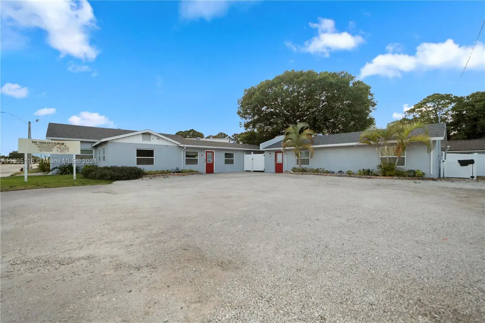 2802 Okeechobee Rd, Fort Pierce FL 34947 photo 3