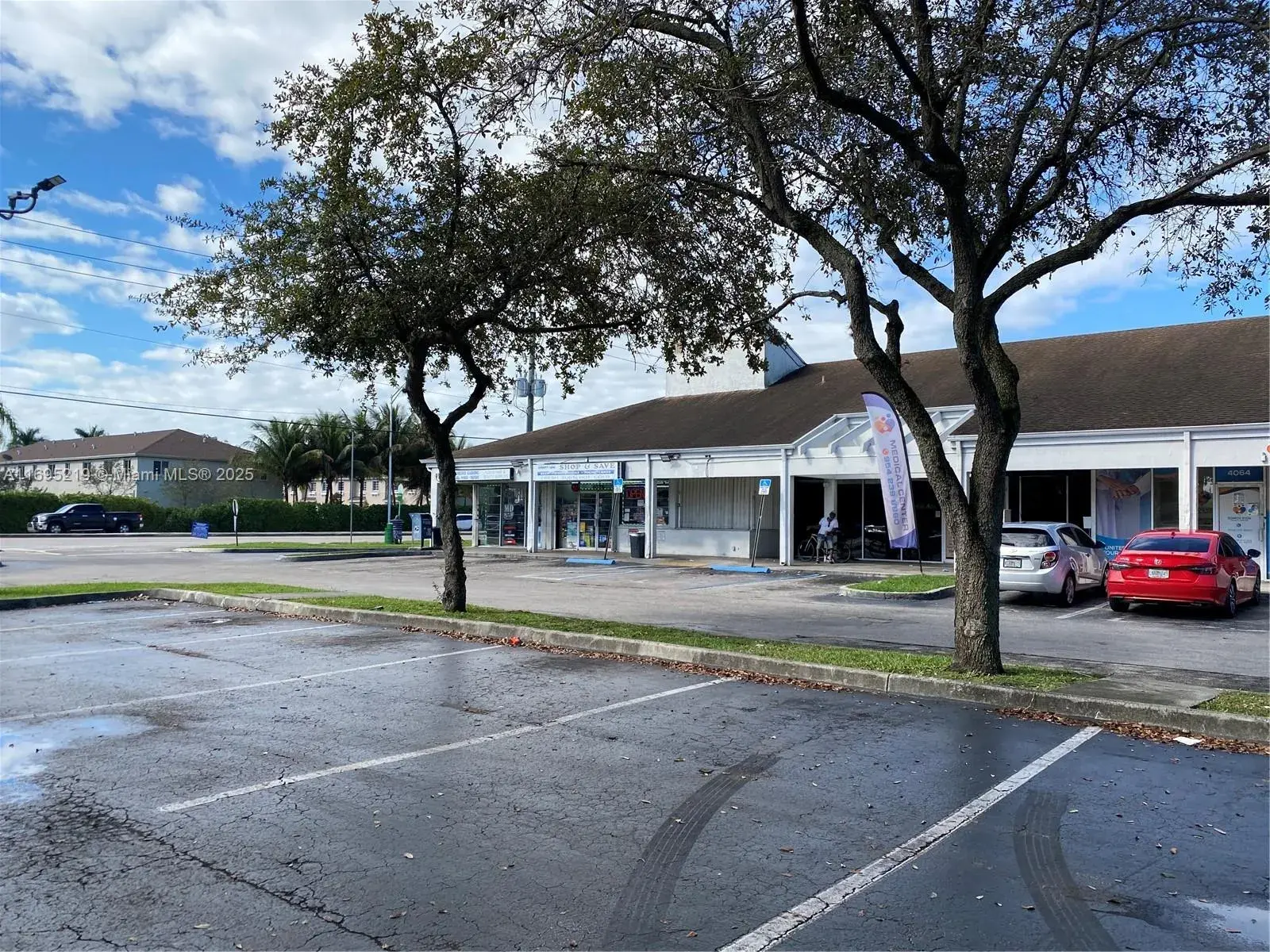 4040 SW 69th Ave, Miramar FL 33023
