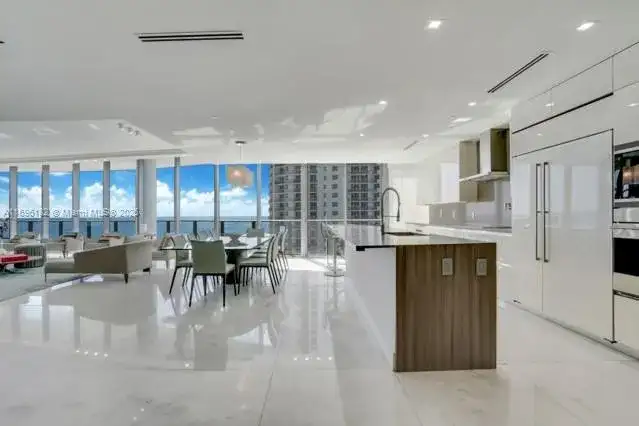 17475 Collins Ave # 602, Sunny Isles Beach FL 33160 photo 2