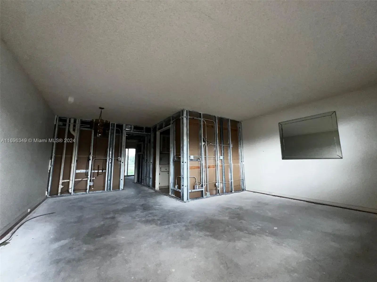 301 SW 135th Ave # 108C, Pembroke Pines FL 33027