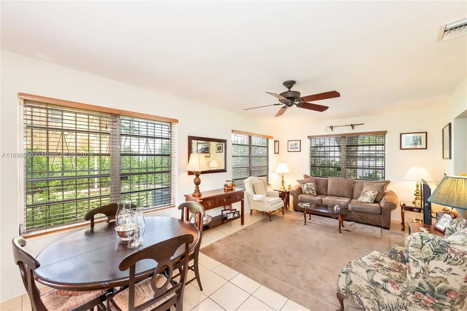 810 Madrid St, Coral Gables FL 33134 photo 5